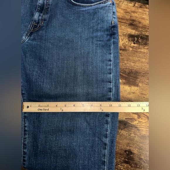 Orvis Jeans Montana Morning Mens 38x30 Vintage Blue Classic Straight Fit Denim - Picture 8 of 10